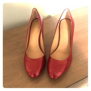 Michael kors red pumps